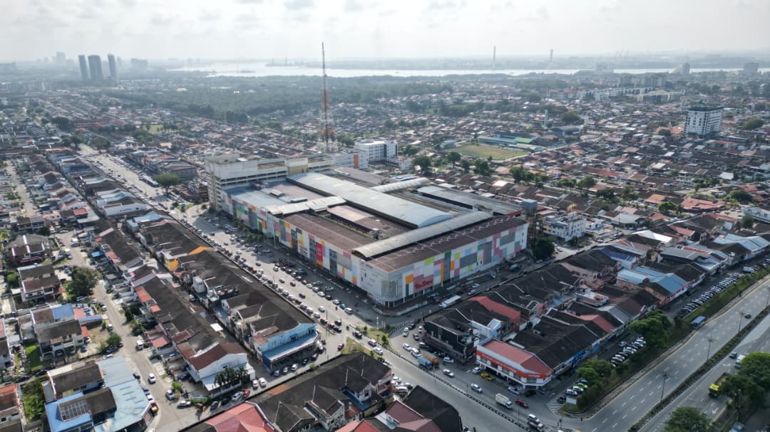 Aerial view of the Skyline One Sentosa redevelopment site and surrounding Taman Sentosa, Johor Bahru